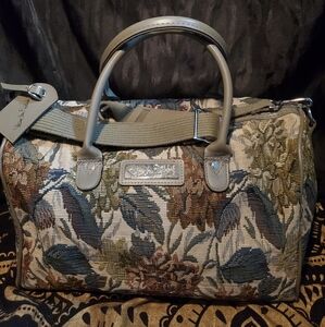 **RARE FIND** Vintage Diane Von Furstenburg weekender bag!!